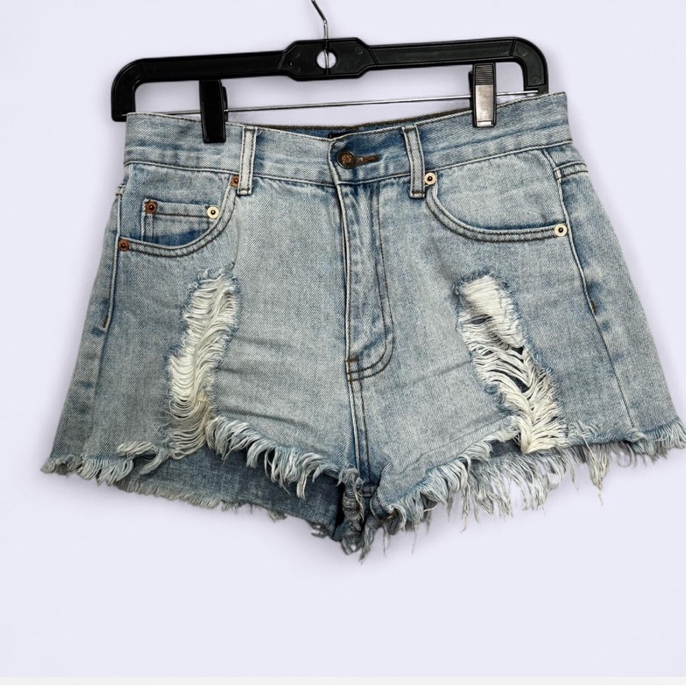 On Twelfth Womens 26 XSLight Wash High Rise Distressed Frayed Denim Shorts Y2K